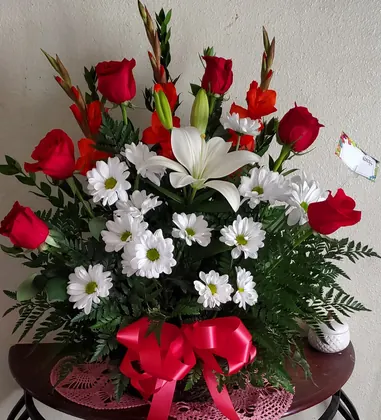 Monica's Flower Shop, business photo 3