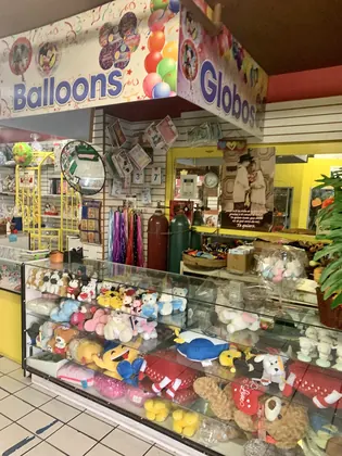 Monica's Flower Shop, business photo 4